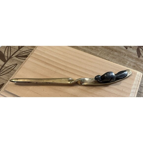 Vtg 60s-70s Brass Twisted With Beaver On Top Letter Opener Signed Chambers - Picture 4 of 8